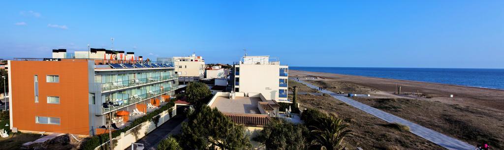 Apartaments Maritim Castelldefels Exterior foto