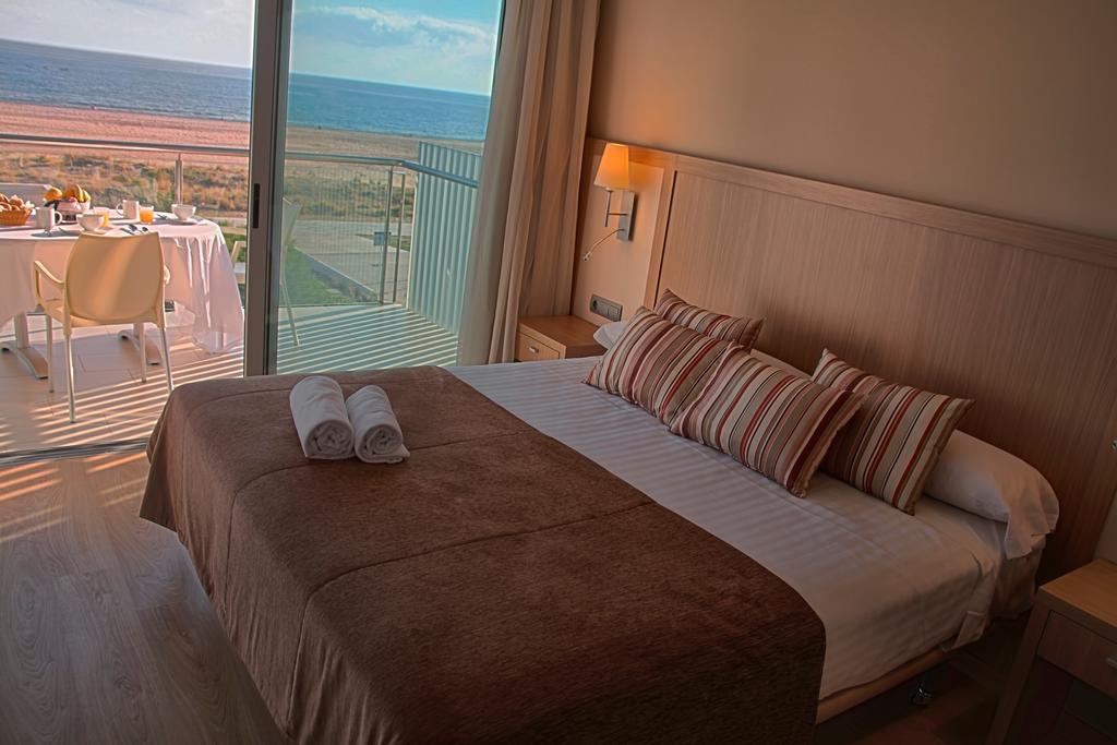 Apartaments Maritim Castelldefels Exterior foto